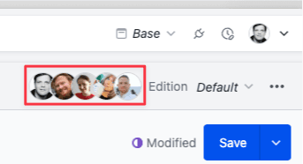 Presence indicator showing multiple users